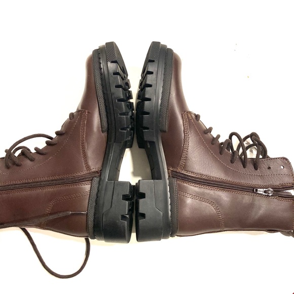 STEVE MADDEN Leather Boot - Picture 5 of 9